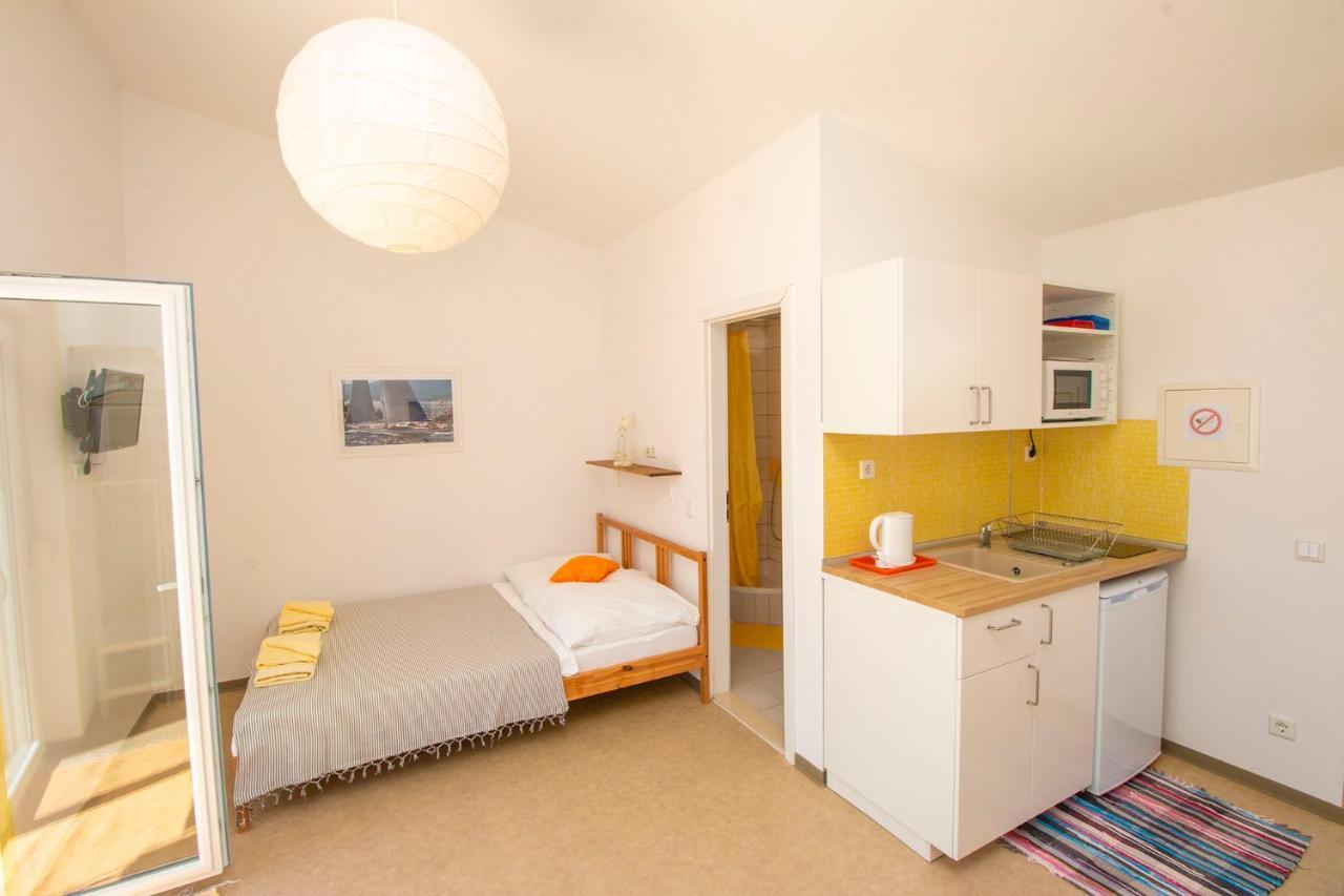 Apartments Roko Stanici Екстериор снимка